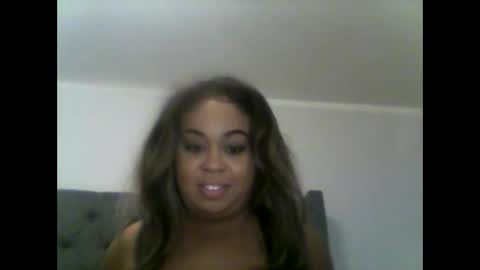 Snapshot of camiliaskye chatting on 11/12/25, 06:47 camiliaskye online show from 11/12/25, 06:47