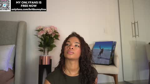 Snapshot of camilitasu chatting on 11/09/25, 11:03 Brit online show from 11/09/25, 11:03