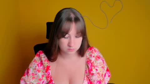 Snapshot of camilla_body chatting on 06/27/26, 06:07 Camilla online show from 06/27/26, 06:07