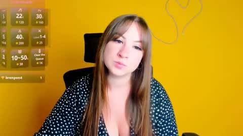 Snapshot of camilla_body chatting on 07/10/26, 11:24 Camilla online show from 07/10/26, 11:24
