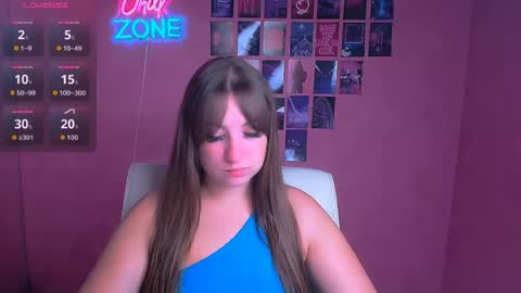Snapshot of camilla_body chatting on 07/17/26, 05:36 Camilla online show from 07/17/26, 05:36