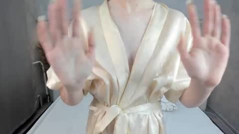 Snapshot of camilla_kelly chatting on 11/01/25, 01:07 Camilla online show from 11/01/25, 01:07