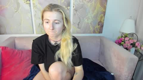 camilladreamer online show from 11/10/25, 07:24