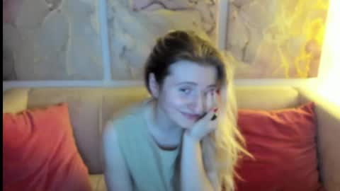 Snapshot of camilladreamer chatting on 04/19/26, 06:10 camilladreamer online show from 04/19/26, 06:10