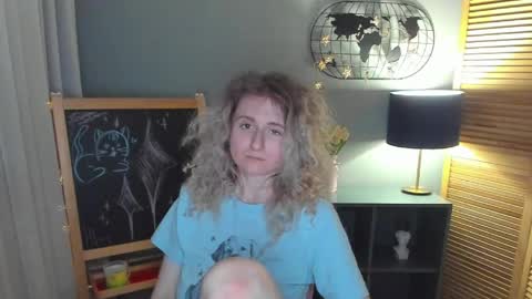 Snapshot of camilladreamer chatting on 05/09/26, 04:39 camilladreamer online show from 05/09/26, 04:39
