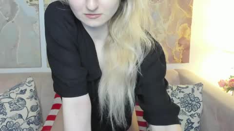 Snapshot of camilladreamer chatting on 05/14/26, 10:11 camilladreamer online show from 05/14/26, 10:11