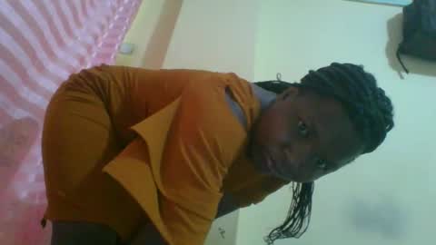 camillah_sweet online show from 11/30/25, 12:20