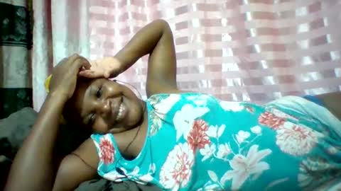 camillah_sweet online show from 04/18/26, 06:34