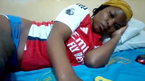 camillah_sweet online show from 05/18/26, 04:07
