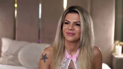 Camy online show from 11/25/25, 09:15