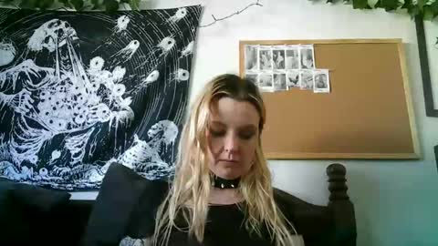 Camille Deville online show from 01/22/25, 12:38