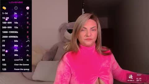 Snapshot of camille_game chatting on 10/05/25, 09:02 Camille Game online show from 10/05/25, 09:02