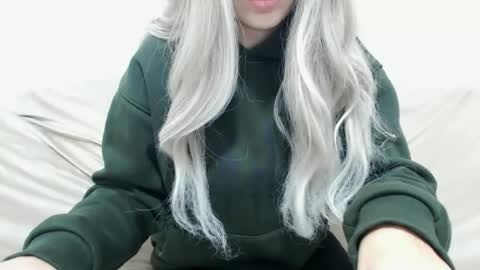 CamilleBunny online show from 12/04/25, 03:27