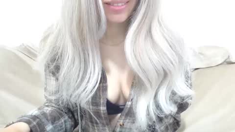 CamilleBunny online show from 04/25/26, 02:58