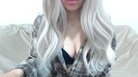 CamilleBunny online show from 05/02/26, 02:49