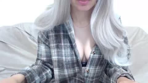CamilleBunny online show from 05/17/26, 03:15