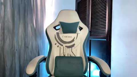 Snapshot of camilo_contre21 chatting on 02/08/25, 09:36 camilo_contre21 online show from 02/08/25, 09:36