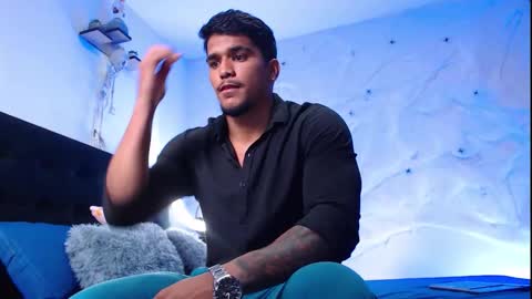 Snapshot of camilo_contre21 chatting on 10/15/25, 07:03 camilo_contre21 online show from 10/15/25, 07:03