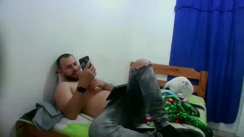 Snapshot of camiloex chatting on 12/07/24, 11:23 Camilo online show from 12/07/24, 11:23