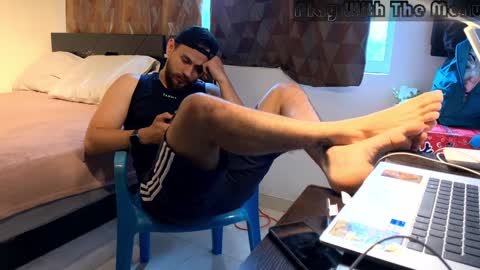 Snapshot of camiloex chatting on 01/25/25, 09:04 Camilo online show from 01/25/25, 09:04