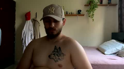 Snapshot of camiloex chatting on 02/07/25, 07:17 Camilo online show from 02/07/25, 07:17