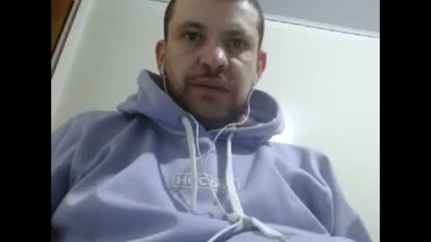 Snapshot of camiloking17 chatting on 02/02/25, 09:51 camilo online show from 02/02/25, 09:51