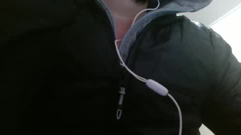 Snapshot of camiloking17 chatting on 09/28/25, 07:03 camilo online show from 09/28/25, 07:03