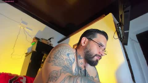 Camilo online show from 10/05/25, 02:04