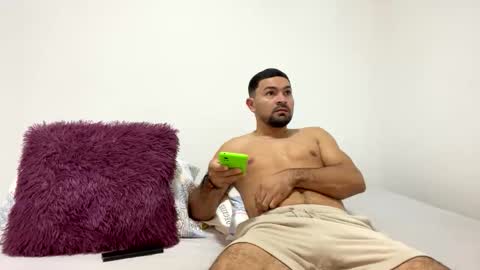 Snapshot of camilor_30 chatting on 11/17/25, 10:21 camilor_30 online show from 11/17/25, 10:21