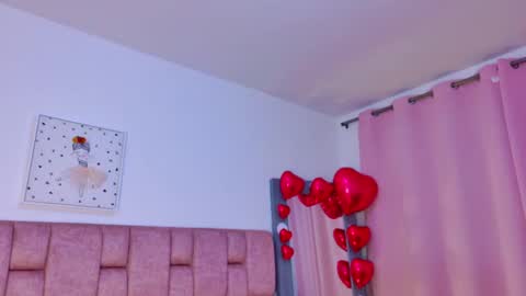 camiluxe online show from 02/14/26, 08:27