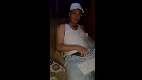 Snapshot of camivaron chatting on 02/04/25, 04:37 camivaron online show from 02/04/25, 04:37