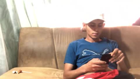 Snapshot of camivaron chatting on 02/09/25, 07:52 camivaron online show from 02/09/25, 07:52