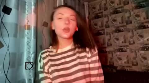 Snapshot of camiyafai chatting on 02/14/26, 11:01 Julia online show from 02/14/26, 11:01