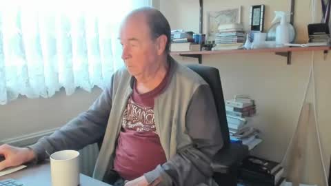 Cammee online show from 12/10/24, 09:44