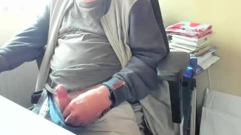 Cammee online show from 10/14/25, 01:23