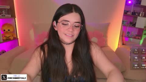 Snapshot of cammiefoalss chatting on 10/28/25, 06:43 Lets reach 200 thumbs up online show from 10/28/25, 06:43