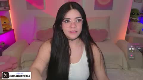 Snapshot of cammiefoalss chatting on 12/15/25, 06:23 Lets reach 200 thumbs up online show from 12/15/25, 06:23