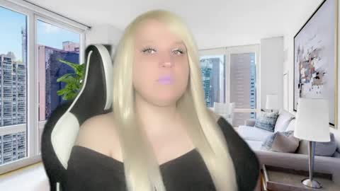 Miley online show from 02/28/25, 03:04