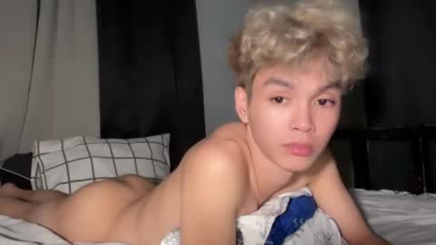 Snapshot of camwithethan chatting on 02/14/26, 01:30 Ethan online show from 02/14/26, 01:30