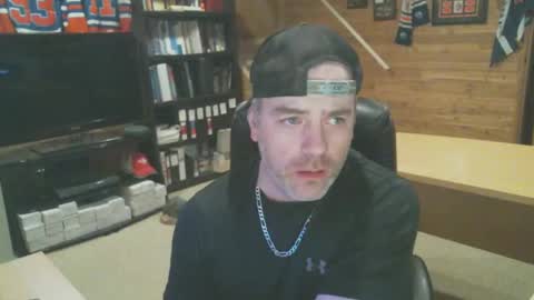 CanadianBacon6969 online show from 03/01/25, 07:51