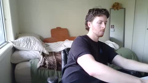 Devon online show from 02/13/25, 05:33