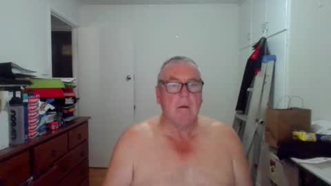 Snapshot of canberian chatting on 03/06/25, 09:42 Canberian online show from 03/06/25, 09:42