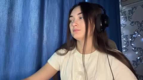 Kate online show from 12/14/25, 08:09