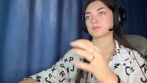 Kate online show from 12/15/25, 06:06