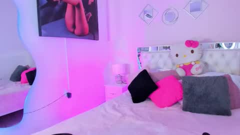  Candace  online show from 11/01/25, 08:55