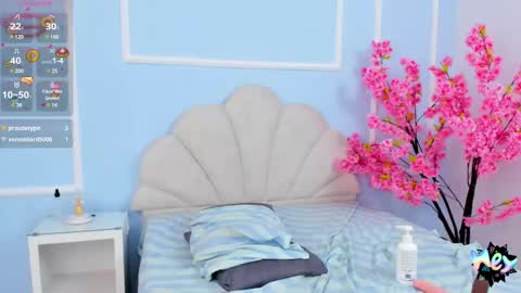 Snapshot of candaceowens chatting on 02/16/25, 06:43 candaceowens online show from 02/16/25, 06:43