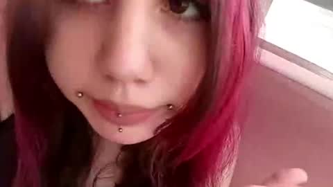 Mari online show from 06/21/26, 11:07