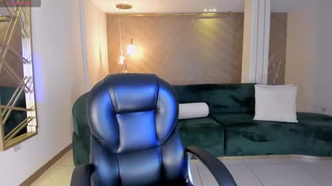  Candanse R  online show from 10/02/25, 08:16