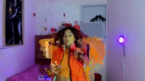 Snapshot of candela_ruiz chatting on 09/18/25, 04:20 candela_ruiz online show from 09/18/25, 04:20