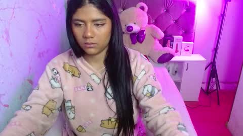 Snapshot of candela_smith chatting on 01/16/26, 12:31 Candelaria online show from 01/16/26, 12:31